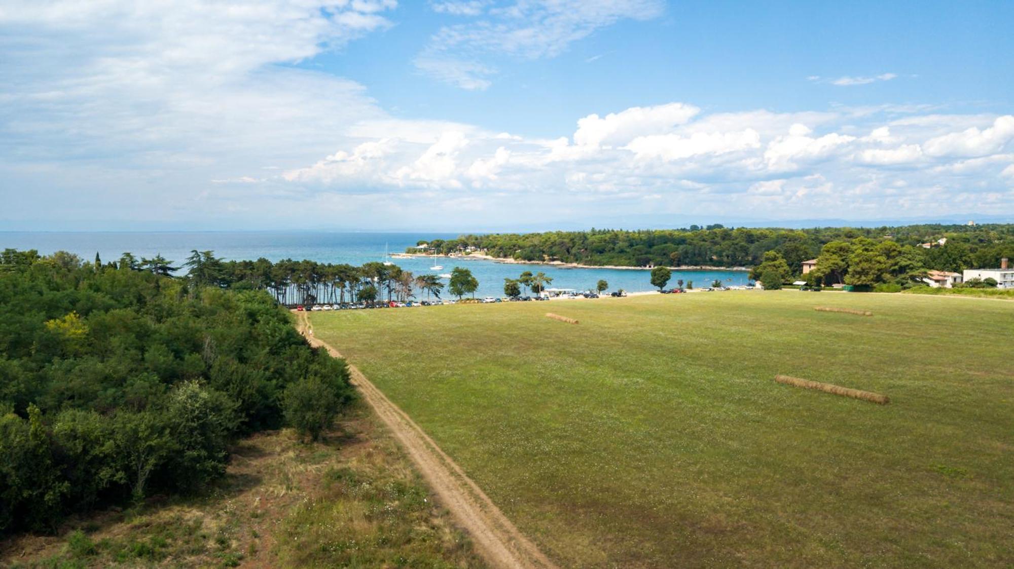 Baden Resort Basanija, Umag-With Sea View, Parking And 300M From The Beach Exterior photo