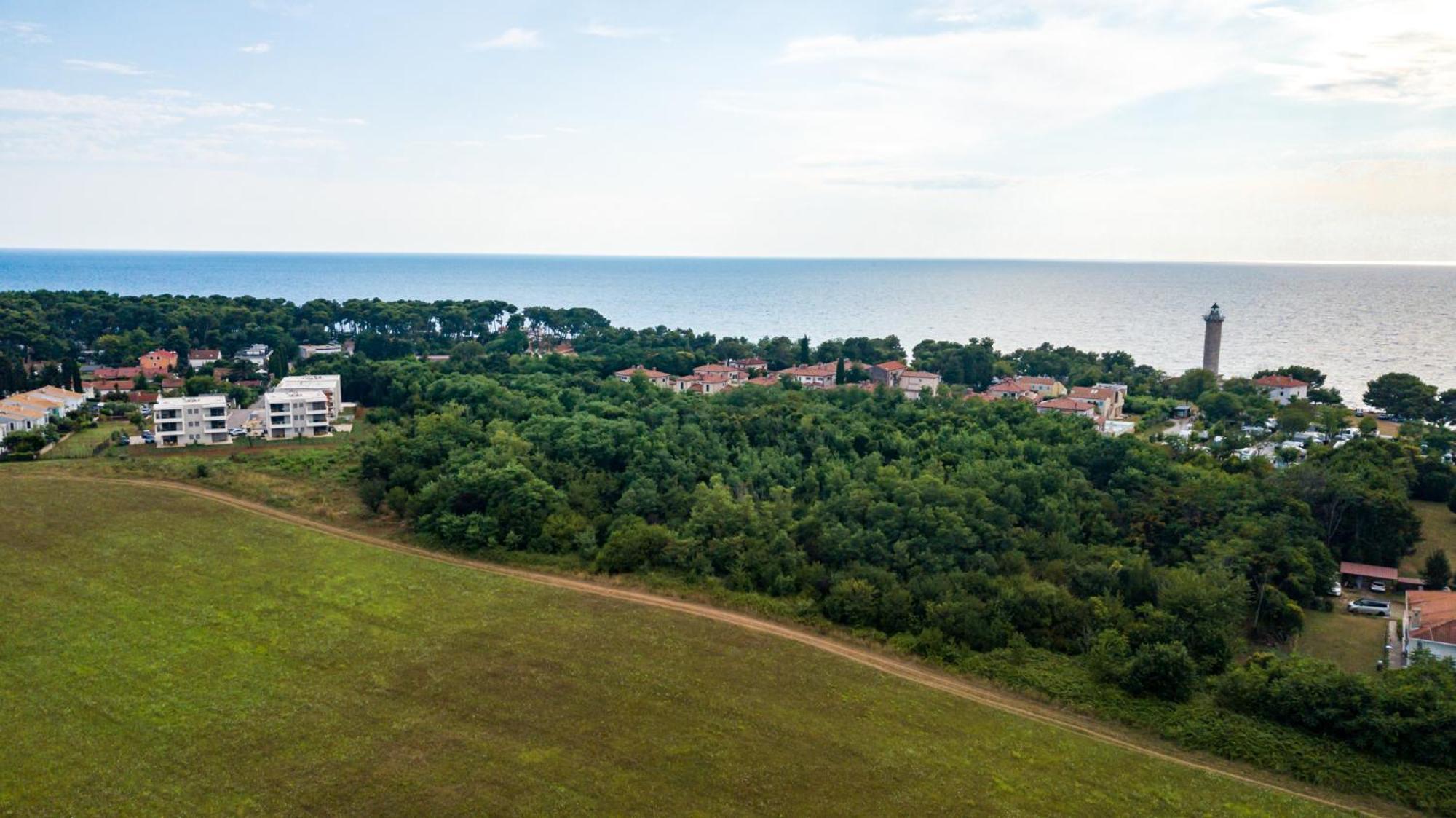 Baden Resort Basanija, Umag-With Sea View, Parking And 300M From The Beach Exterior photo