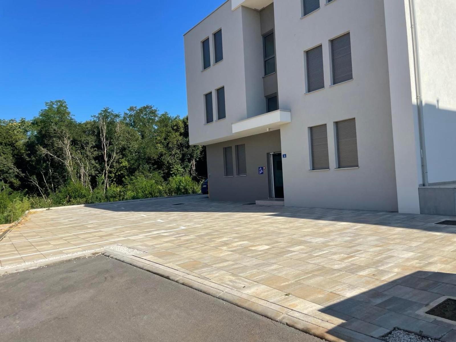Baden Resort Basanija, Umag-With Sea View, Parking And 300M From The Beach Exterior photo