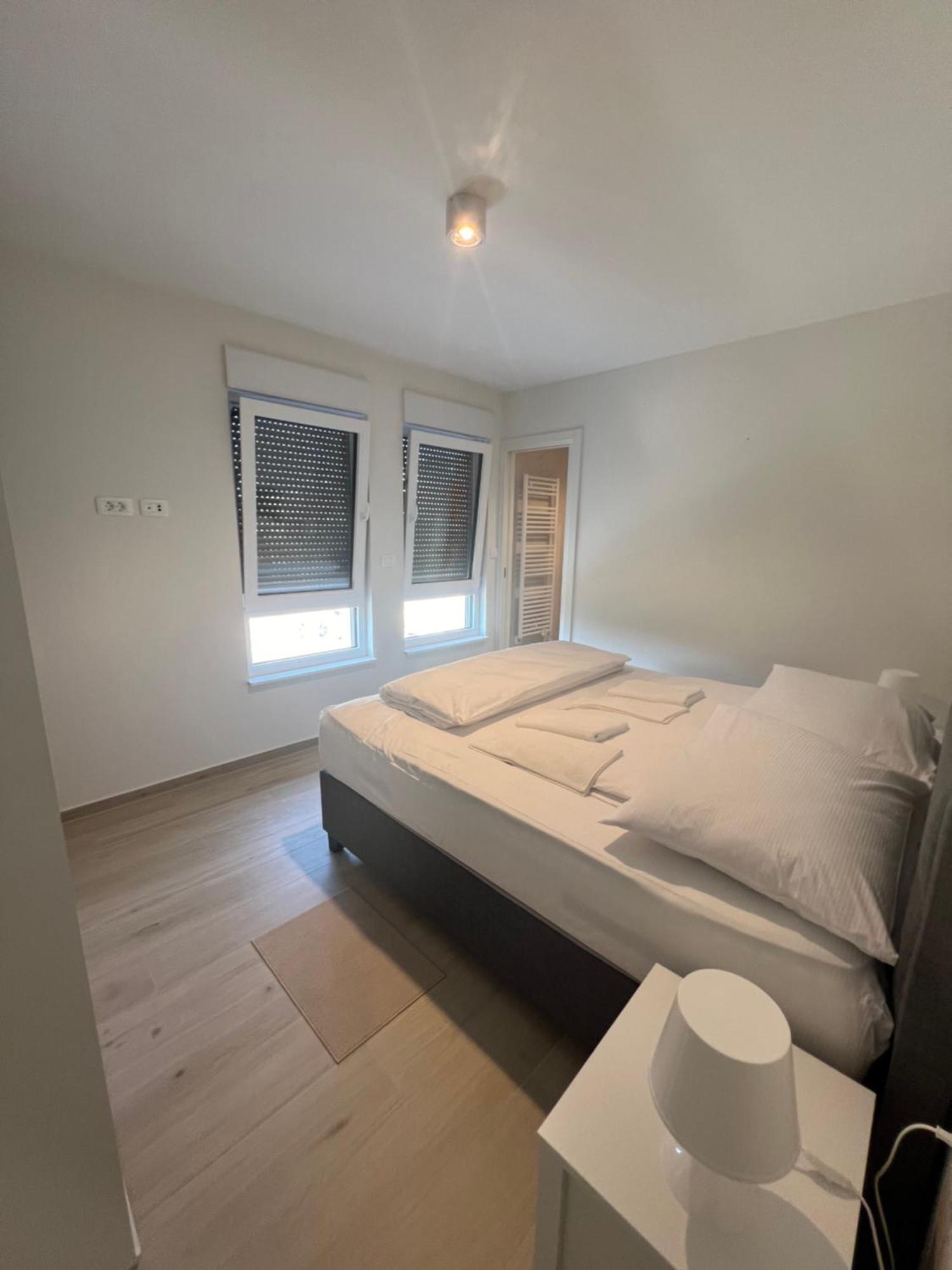 Baden Resort Basanija, Umag-With Sea View, Parking And 300M From The Beach Exterior photo