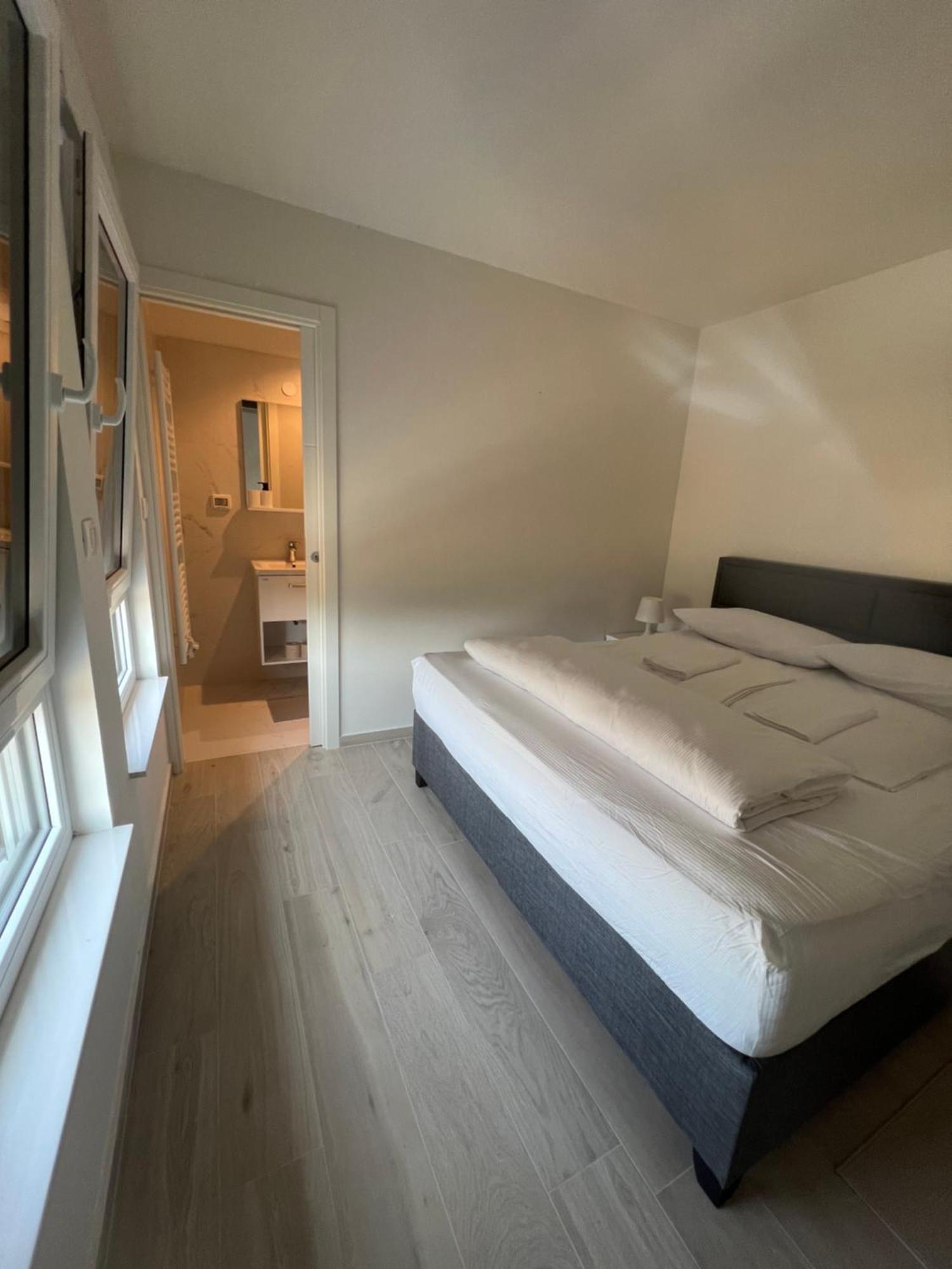 Baden Resort Basanija, Umag-With Sea View, Parking And 300M From The Beach Exterior photo